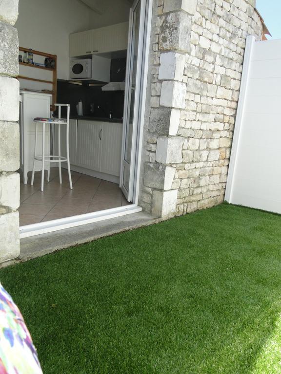 La Petite Maison sur l'Ile de Ré La Flotte Esterno foto